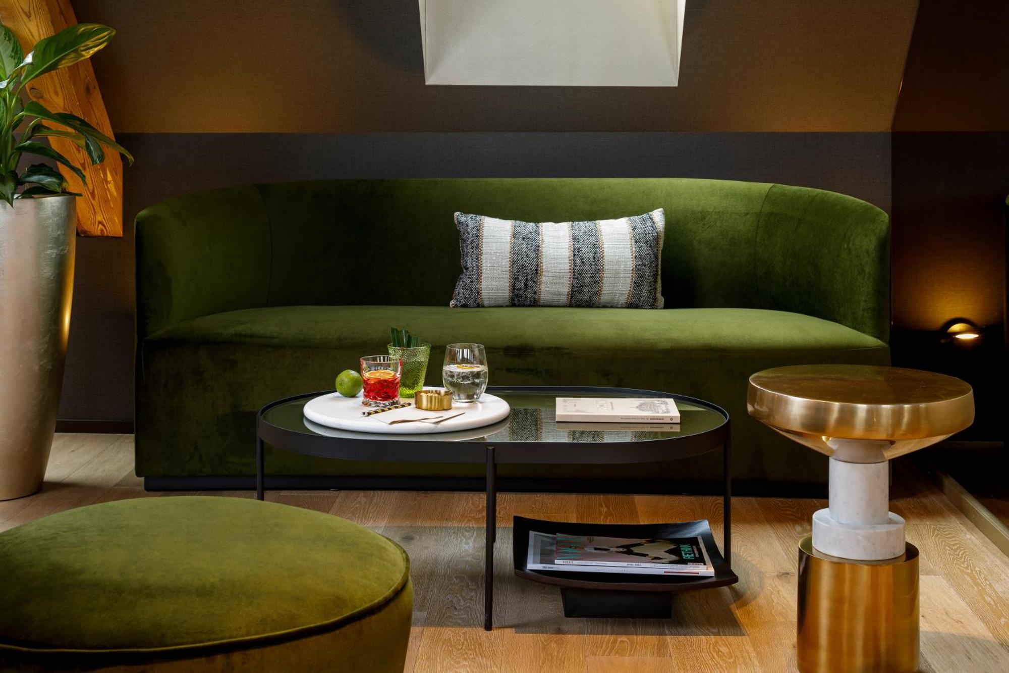 Small Luxury Hotel Ambassador Цюрих Экстерьер фото