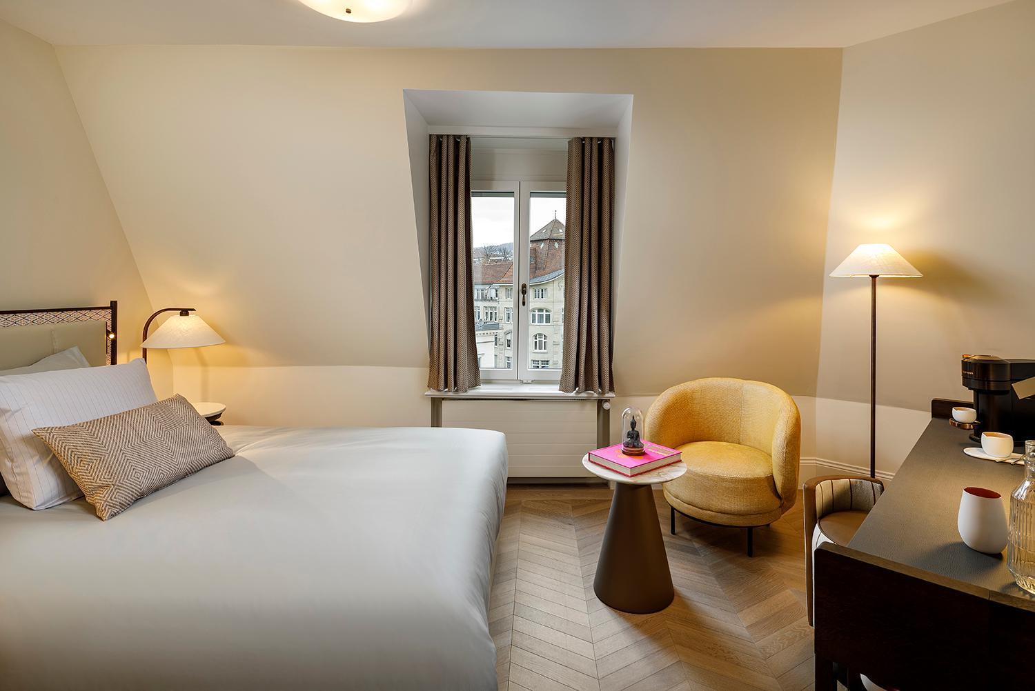 Small Luxury Hotel Ambassador Цюрих Экстерьер фото